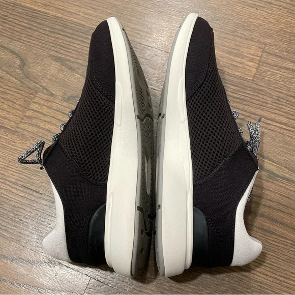 TOMS Arroyo Black Canvas Mesh Retro Inspired Lace Up Sneakers Women 8.5 - Picture 4 of 10